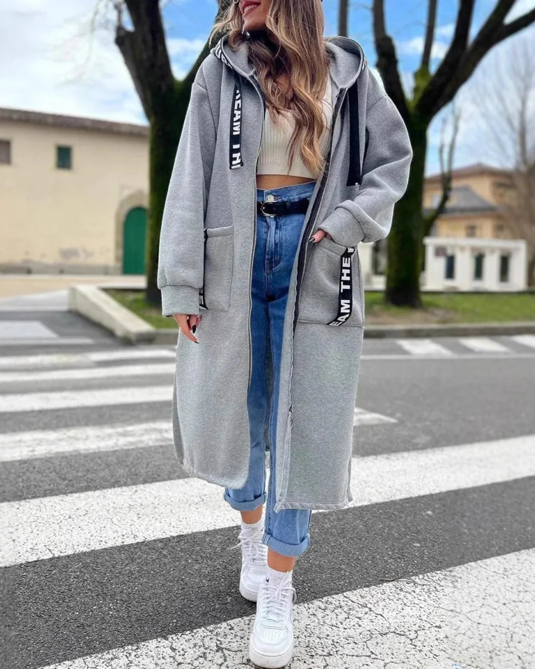 Sudadera larga con capucha
