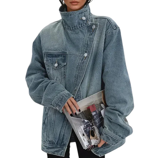Chaqueta asimétrica urbana con botones