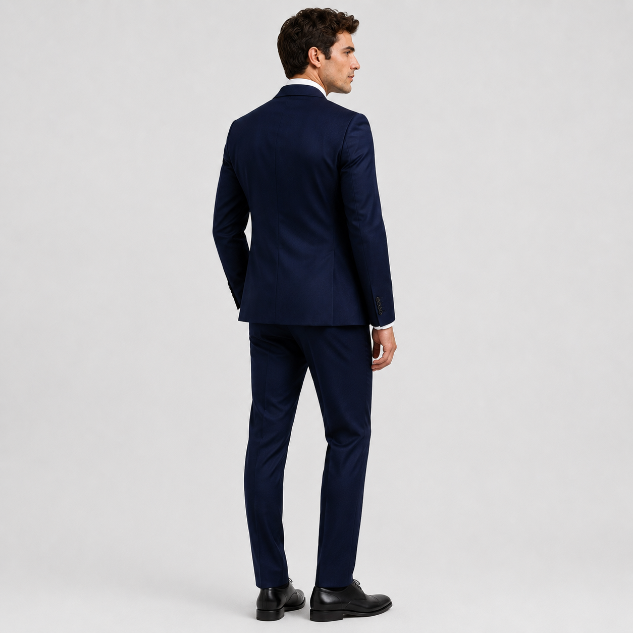 Hugo | Traje moderno de hombre