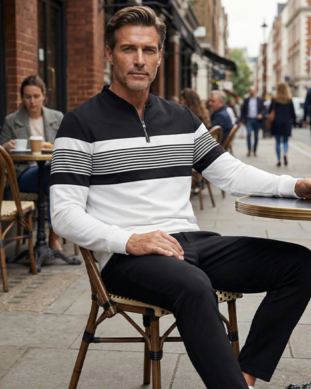 Conjunto Pullover Gráfico