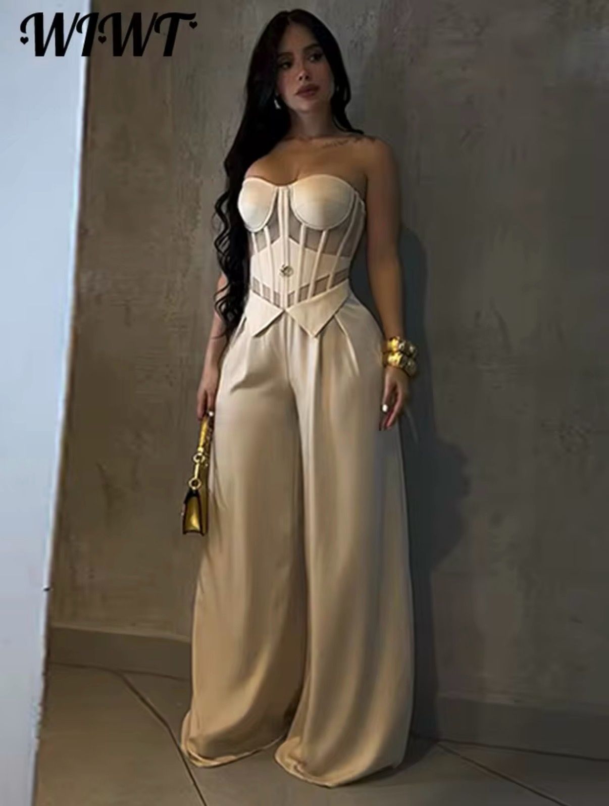 Mono informal de corte ajustado y pierna ancha con top tipo bandeau