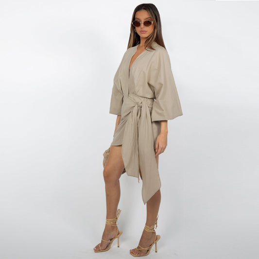 Vestido cruzado con cuello en V para mujer